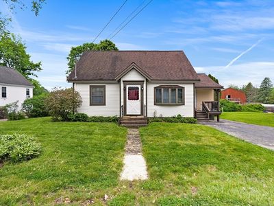 97 Pleasant St