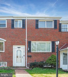 1107 Regina Dr