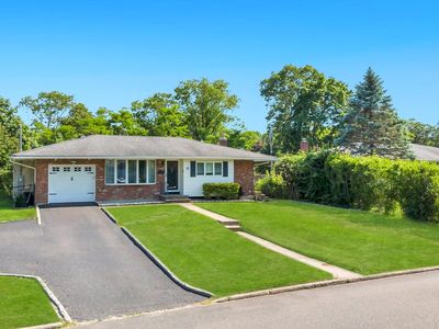 3 Bayberry Drive