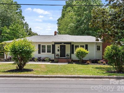 753 Carpenter Ave