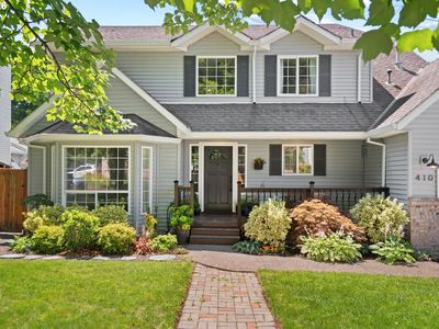 410 E Brandon Dr
