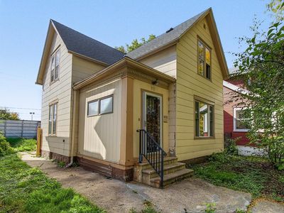 Property at 970 Sherburne Ave, Saint Paul, MN