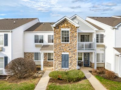 1027 Silverstone Dr #1027