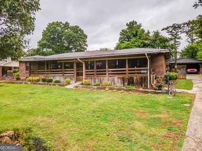 21 Lady Marian Dr NE
