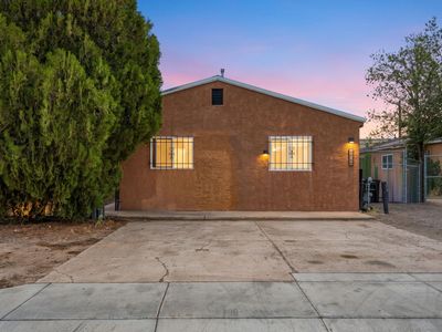 Property at 425 Grove St SE, Albuquerque, NM