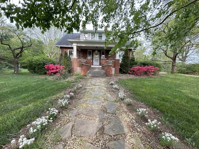 5506 Locust Avenue Ext