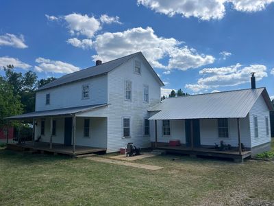 1196 Houpt Rd