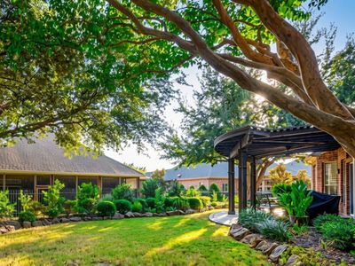 7122 Lake Mead Ct