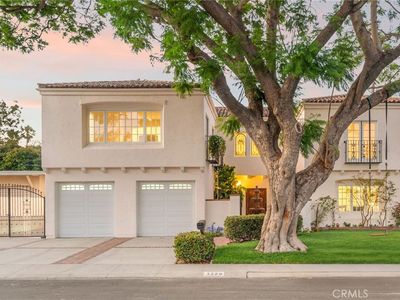 3229 Raintree Ave