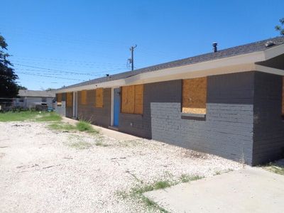 Property at 1706 E Dartmouth St, Lubbock, TX