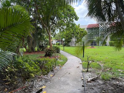 3511 INVERRARY Drive #208