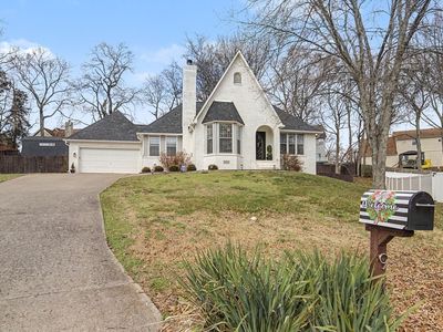 910 Spanish Oak Cir