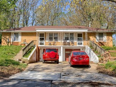 1100-1102 N Cottage St