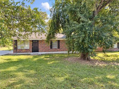 Property at 811 Stillwater Dr, Valdosta, GA