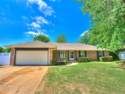 1204 Woodbine Ter
