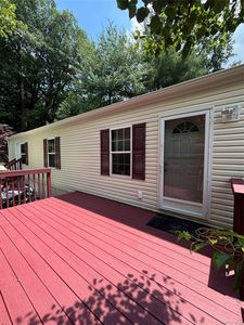 18 Parkway Trailer Court