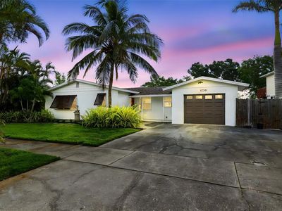 1720 Bayou Grande Blvd NE