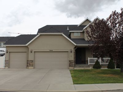 9446 S Michal Robert Ln
