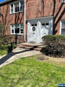 151 E Palisade Ave APT C2