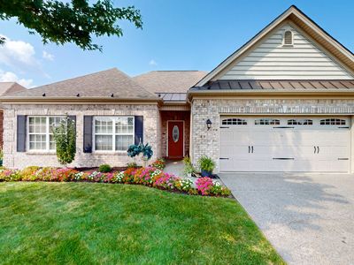 235 Meandering Dr