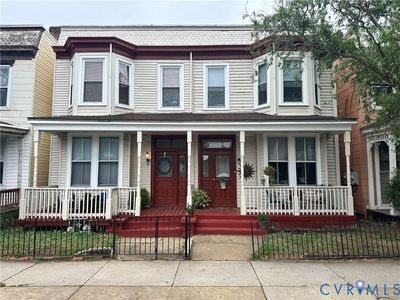 8 S Robinson St