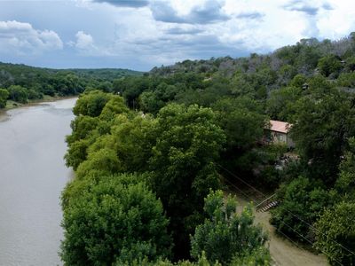 2212 N River Rd