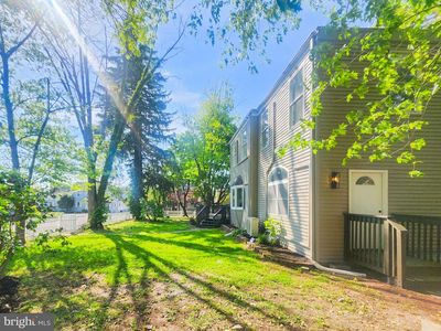 139 W Walnut St