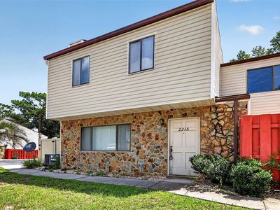 2215 NE 45TH AVENUE #3