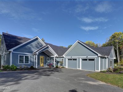 5 Thrushwood Ln
