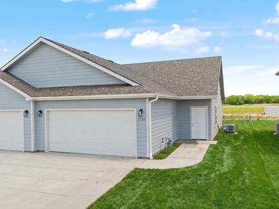 2725 Amelia Ln
