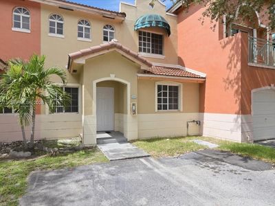 7245 NW 173rd Dr APT 2505