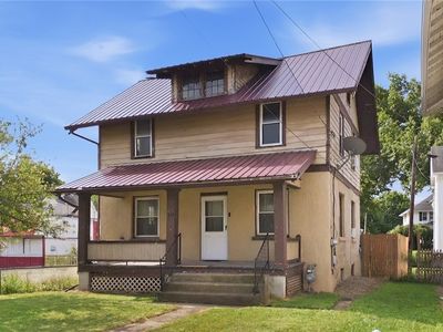 535 E Main St