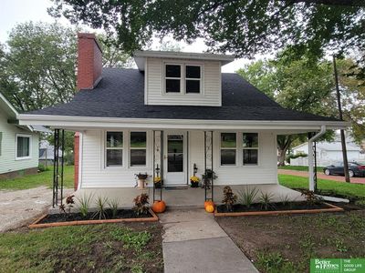 1121 N East Ave