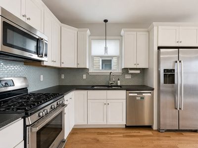 995 Dorchester Ave #1
