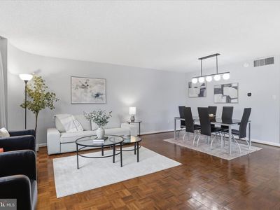 1101 S Arlington Ridge Rd APT 201