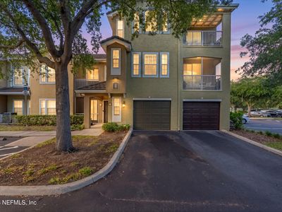 10075 GATE Parkway N #403