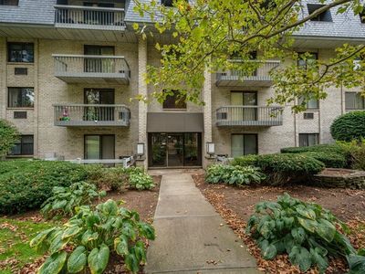 85 Commons Dr Unit 301