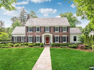236 Mountain Ave