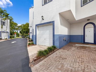 2929 SW 18th Ter