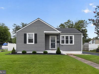 32 Stanford Rd