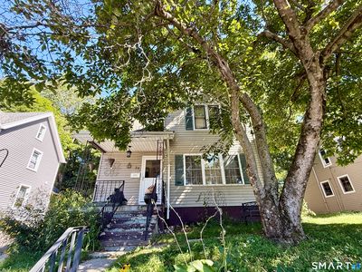 20 Terrace Avenue