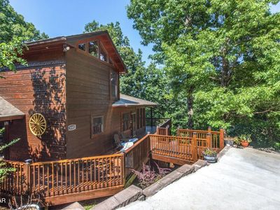 3103 Perry Circle Ln