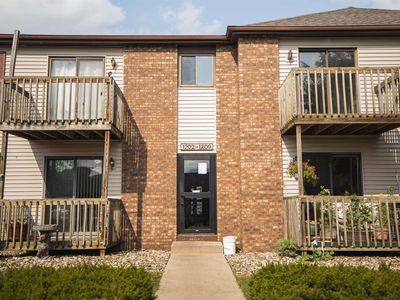 1206 Clarinet Blvd E