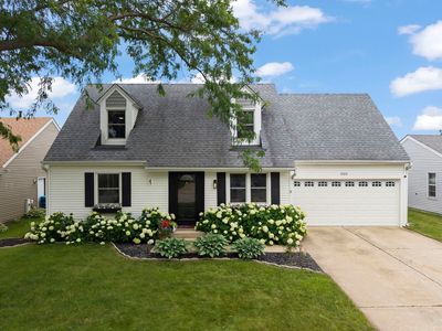 Property at 888 Shady Ln, Aurora, IL