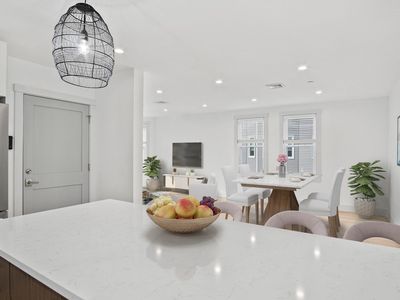26 Crescent Ave #1
