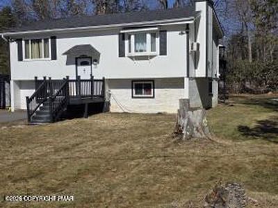 Property at 8111 Coco Dr, Pocono Summit, PA