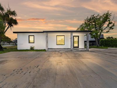 10700 SW 46th St