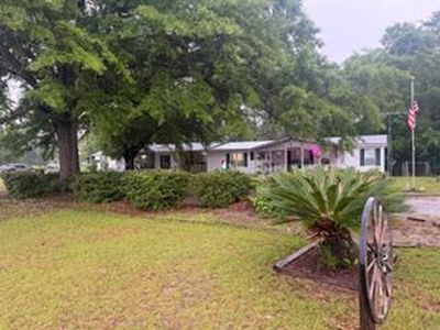 147 Doctors Point Rd