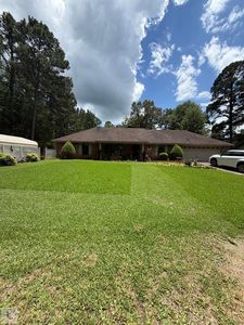 Property at 1010 Brookhaven Dr, Atlanta, TX