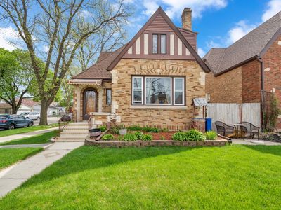 3359 N Oak Park Ave